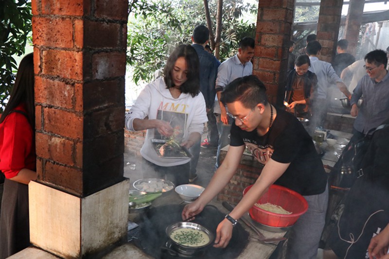 永明光伏農家樂集體活動